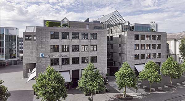 Umbau der Kundenhalle im Hauptsitz Aarau abgeschlossen